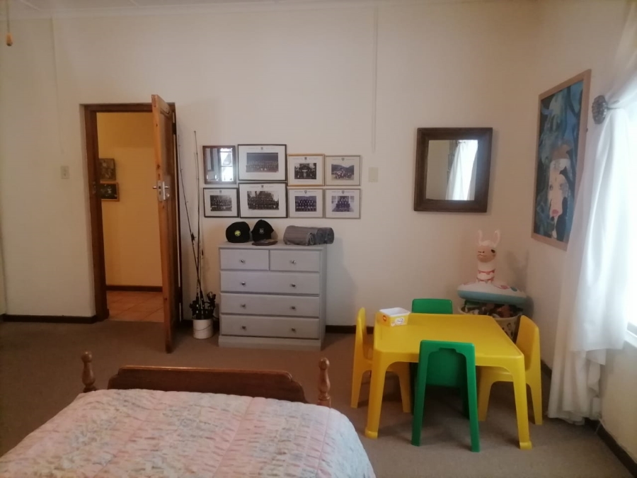 5 Bedroom Property for Sale in Piketberg Western Cape